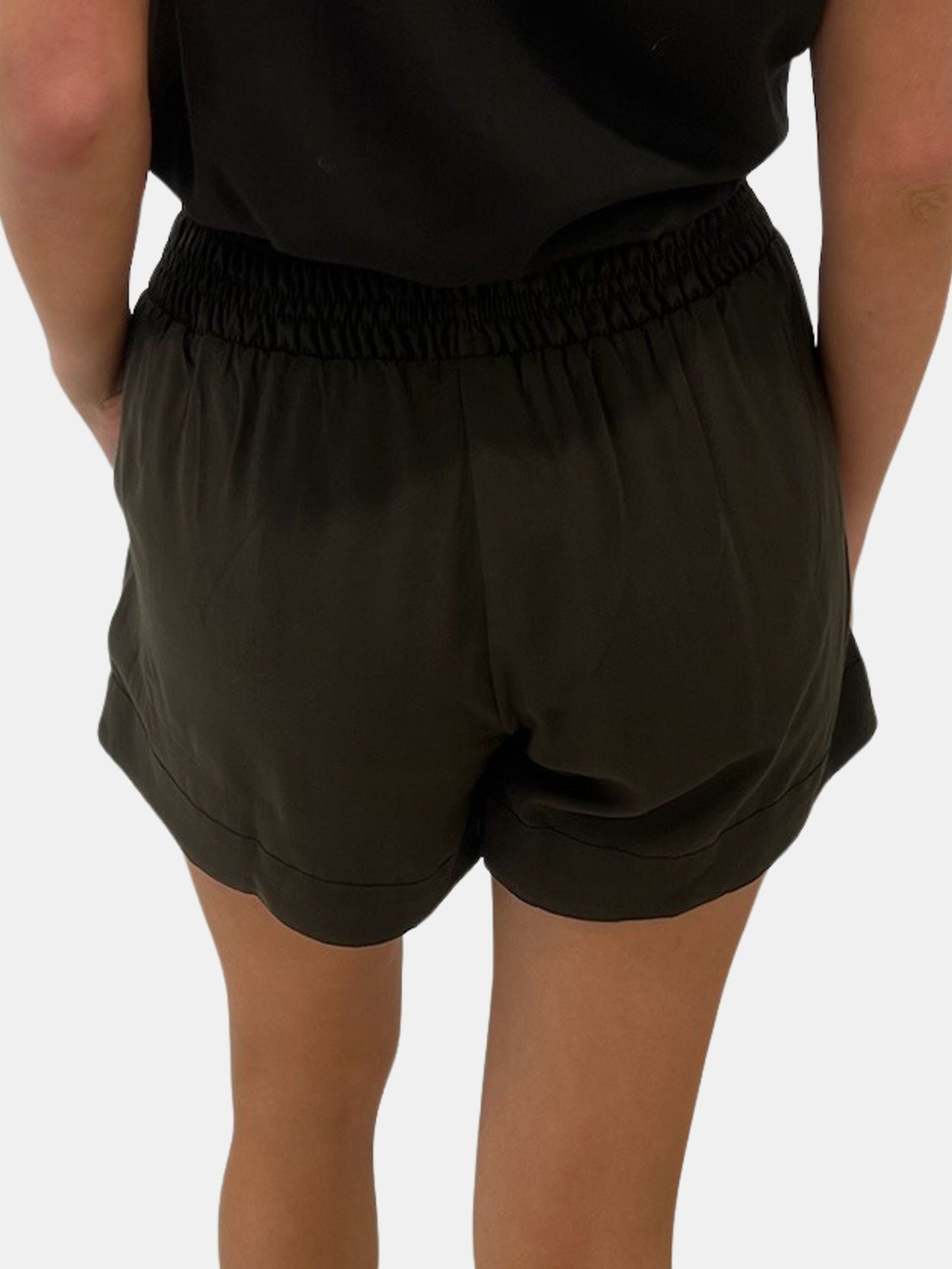 Zinia Shorts