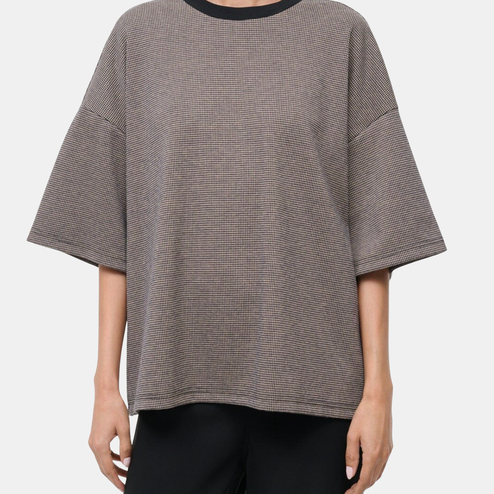 Capsule Top