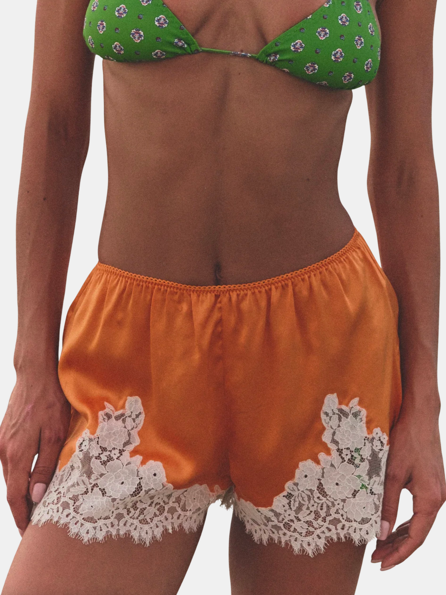 Iona Short